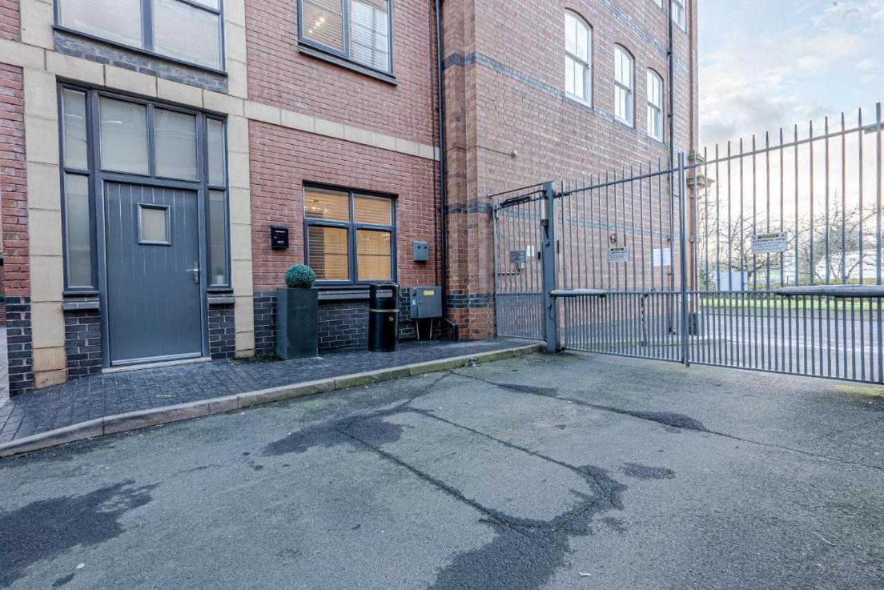 Stunning Three Bedroom Townhouse In The Jewellery Quarter, Birmingham City Centre Sleeps 5- Free Parking Экстерьер фото