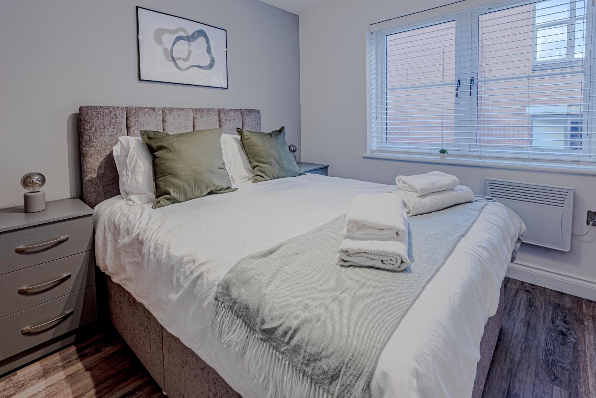 Stunning Three Bedroom Townhouse In The Jewellery Quarter, Birmingham City Centre Sleeps 5- Free Parking Экстерьер фото