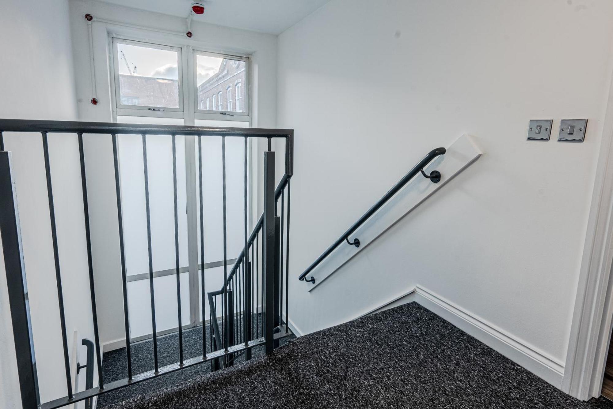 Stunning Three Bedroom Townhouse In The Jewellery Quarter, Birmingham City Centre Sleeps 5- Free Parking Экстерьер фото